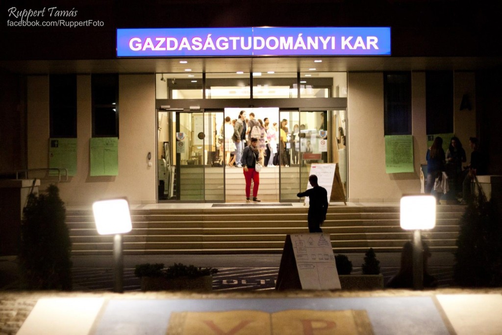 GTK_night Gazdaságtudományi Kar